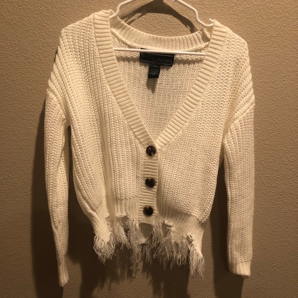 Frayed crop sweater
